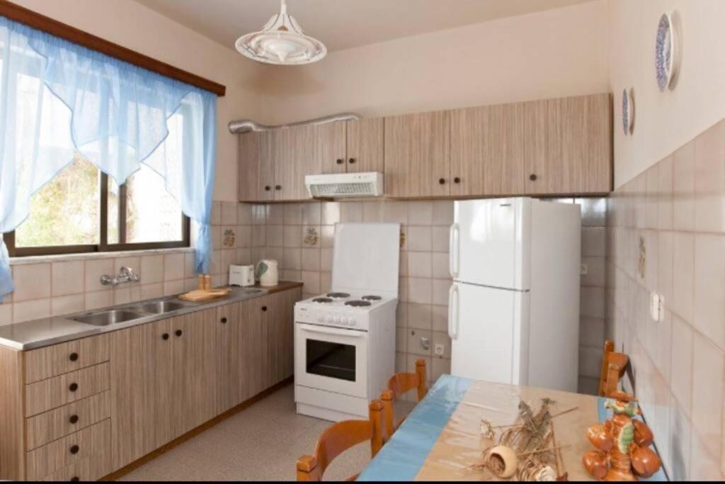 Villa Tsampika Pefki Екстериор снимка